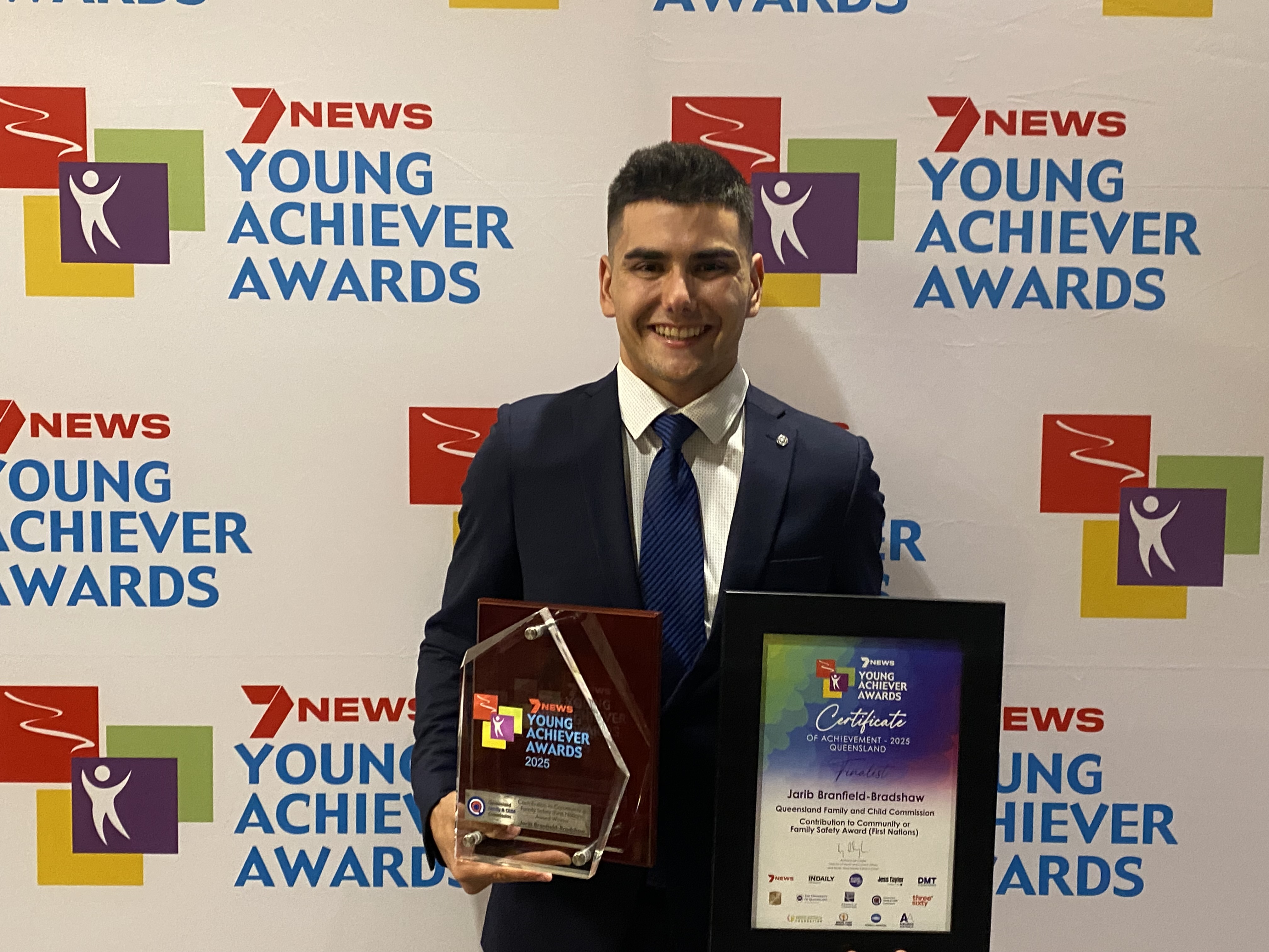 Jarib holding award